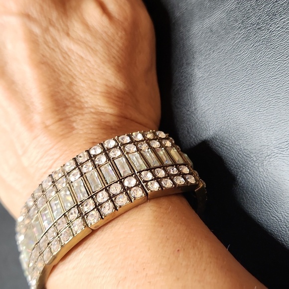 NWT Cookie Lee Women's Genuine Crystal Glam Stretch Bracelet - Picture 5 of 6